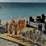 Hodges Bay Resort & Spa, An Hq Luxury Resort & Residences