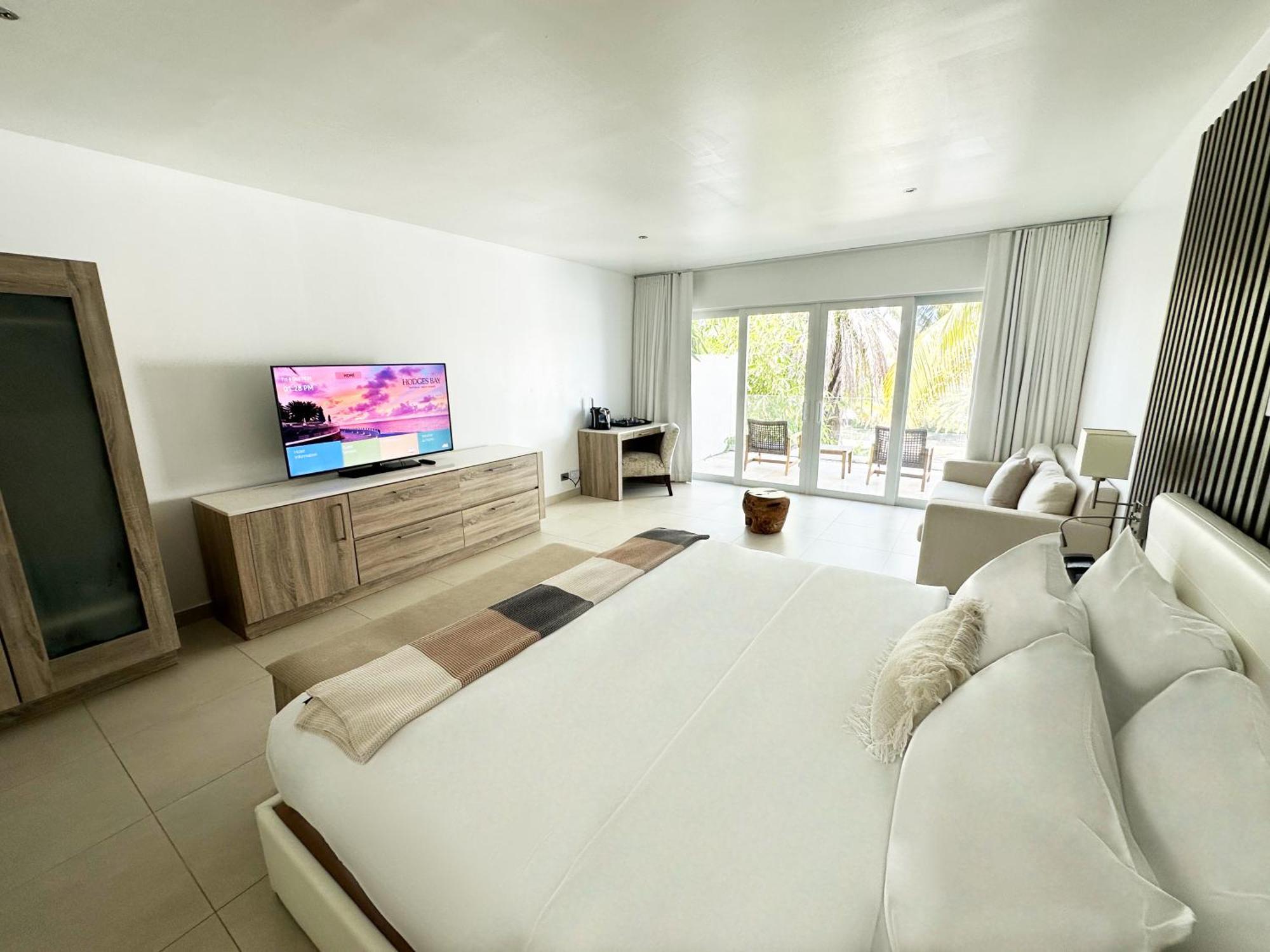 Hodges Bay & Spa, An Hq Luxury & Residences St. John's