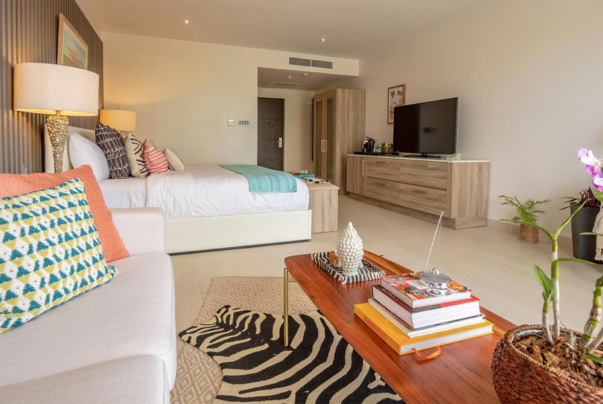 Hodges Bay & Spa, An Hq Luxury & Residences