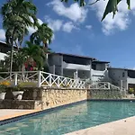 Cozy Apartment With Beach At Walking Distance And Pool