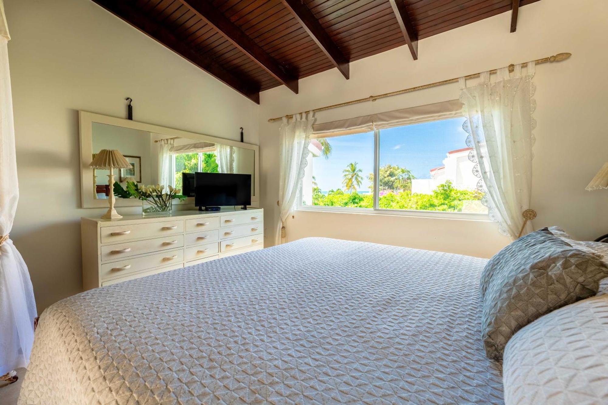 Antigua Village Dickenson Bay