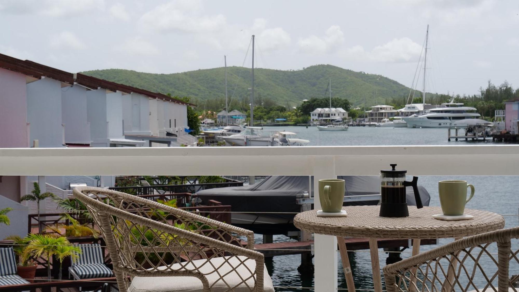 217b Antigua - Clearwater