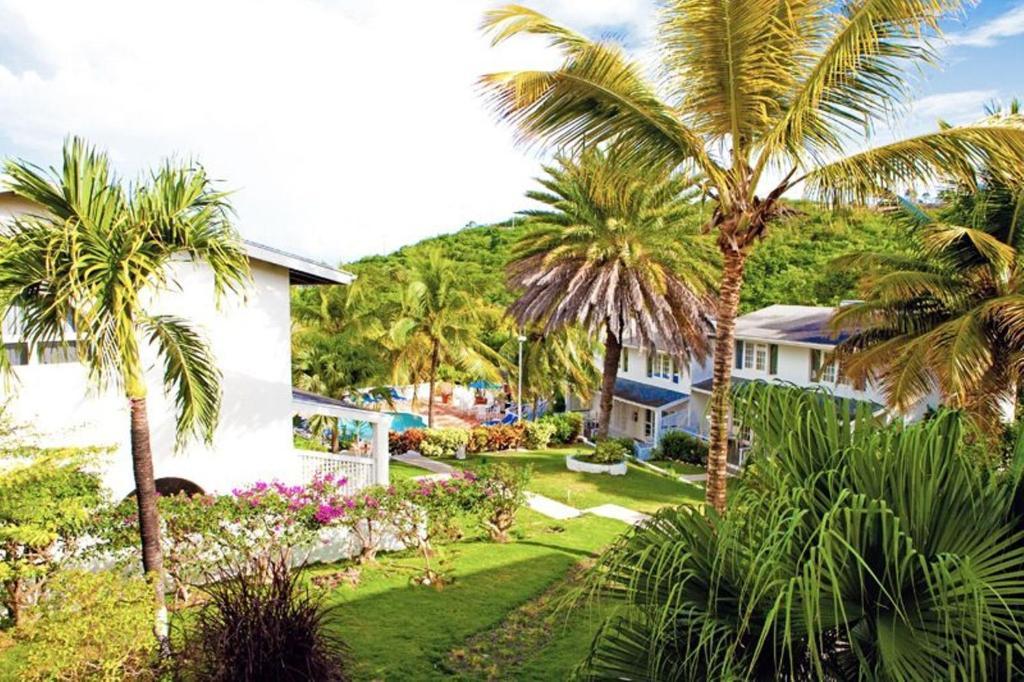 Dickenson Bay Aparthotel Cedar Grove