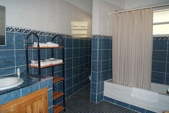 Capri Hotel Bolands