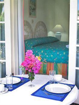 Dickenson Bay Aparthotel Cedar Grove