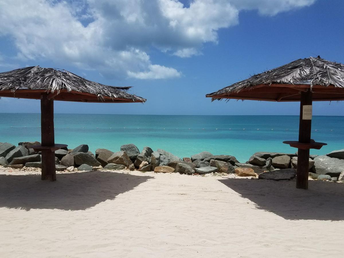 Antigua Village 3*
