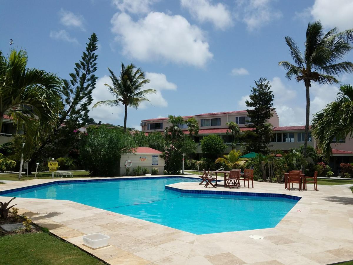 Resort Antigua Village 3*