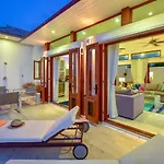 The Hideaway At Hughes Point
