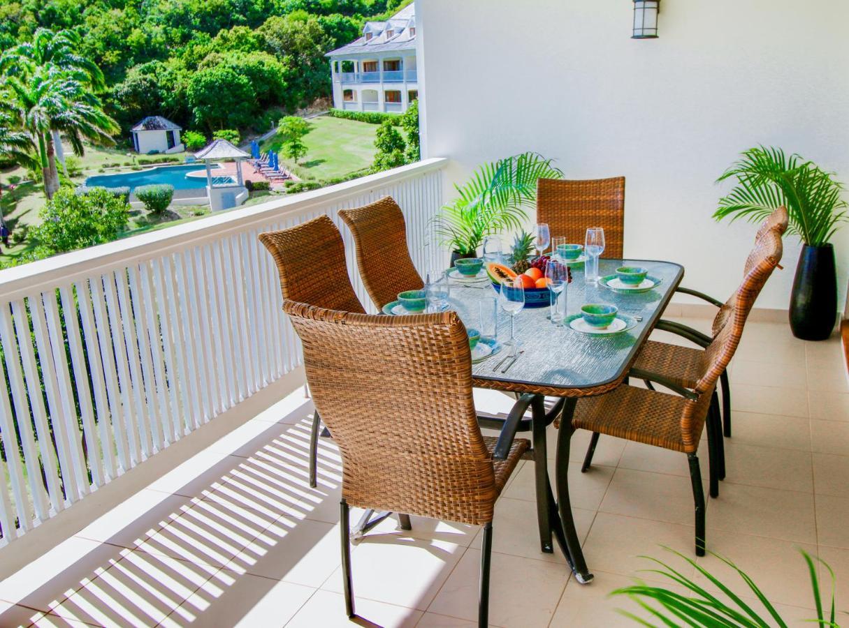 Resort The Hideaway At Hughes Point