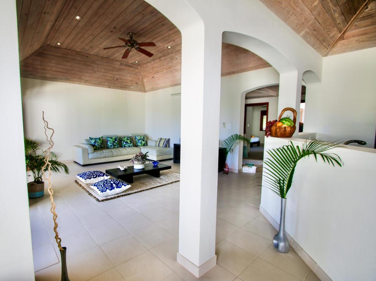 Resort The Hideaway At Hughes Point Freetown