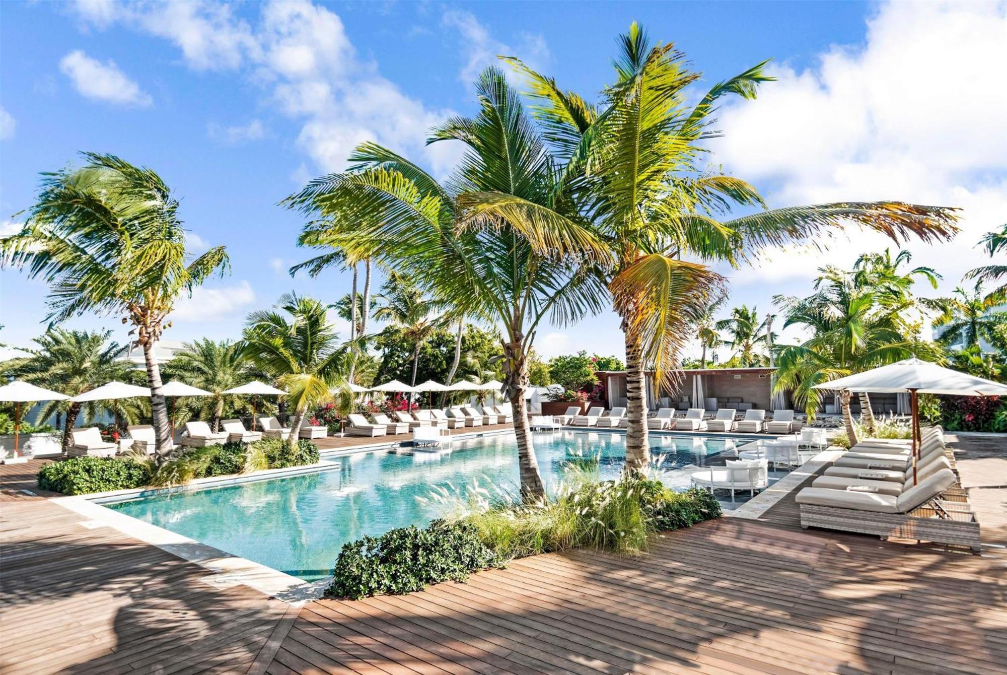 Hodges Bay & Spa, An Hq Luxury & Residences