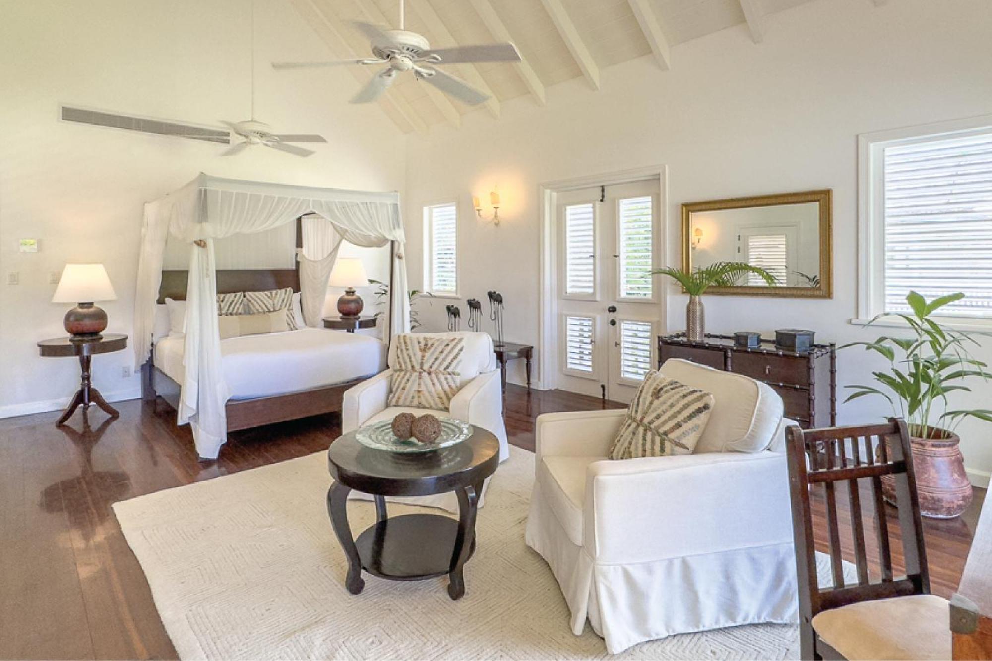 Hotel The At Harbour 5*
