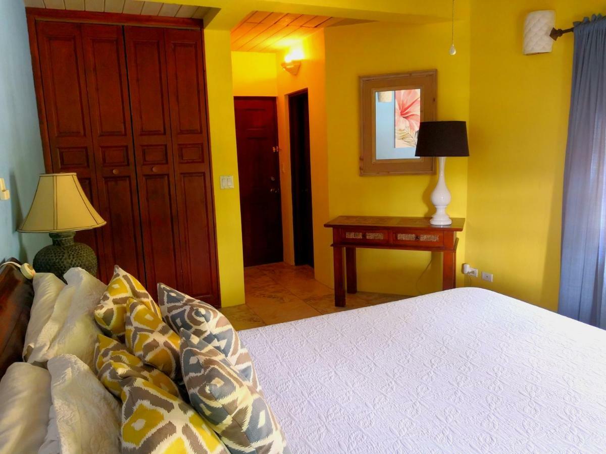 Touloulou Aparthotel English Harbour